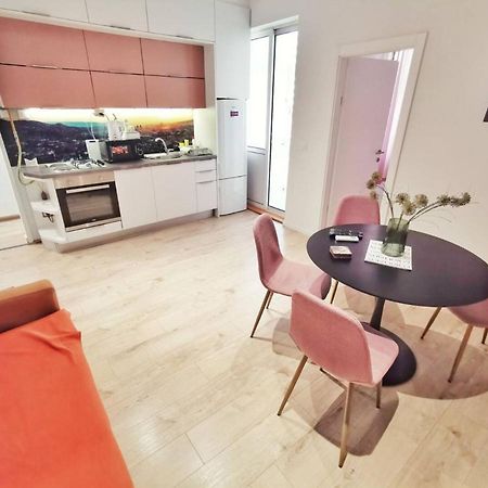 Blue And Rose Cozy - Quiet In The Best Location - Self Check-In - 5Th Floor With Elevator SJJ Extérieur photo